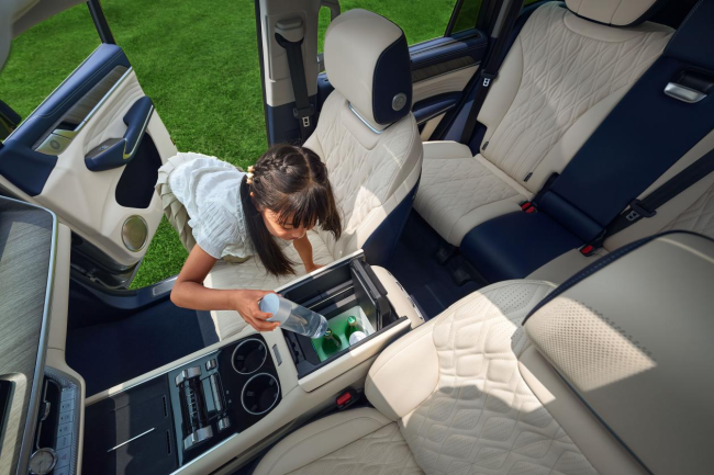 1756983637-f59ababbd38fe31