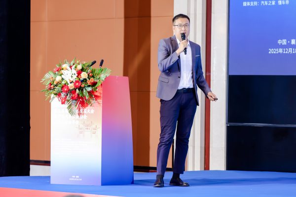 1766249361-14b3d2dbe3b07a2