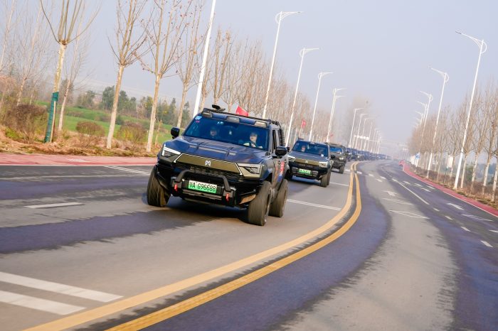 1766249623-f81b6dea470e316